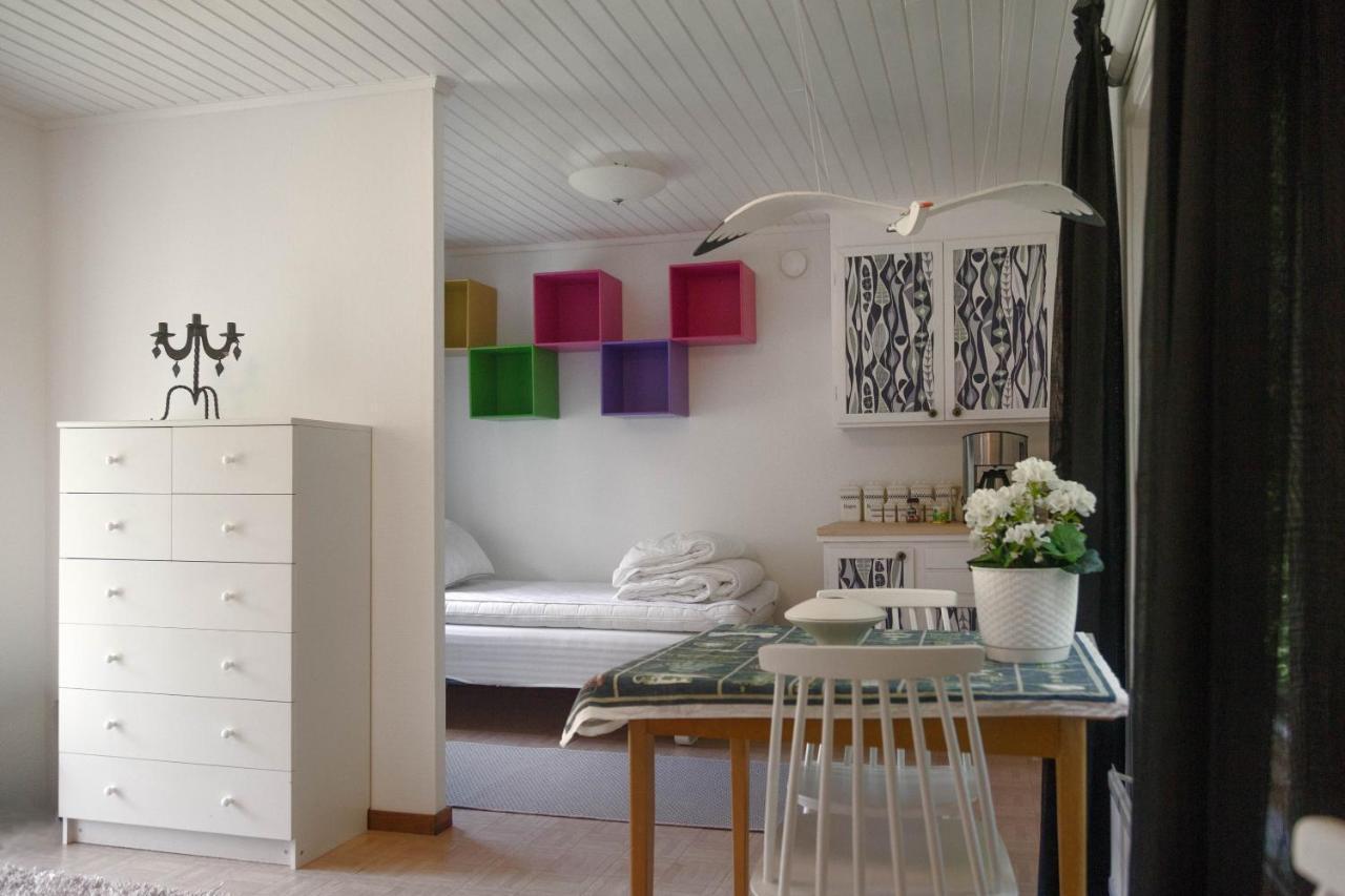 Very Nice Cottage By The Lake. Lursjoen! Hästveda エクステリア 写真