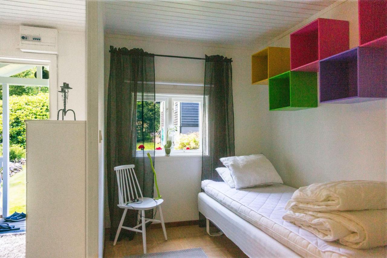 Very Nice Cottage By The Lake. Lursjoen! Hästveda エクステリア 写真